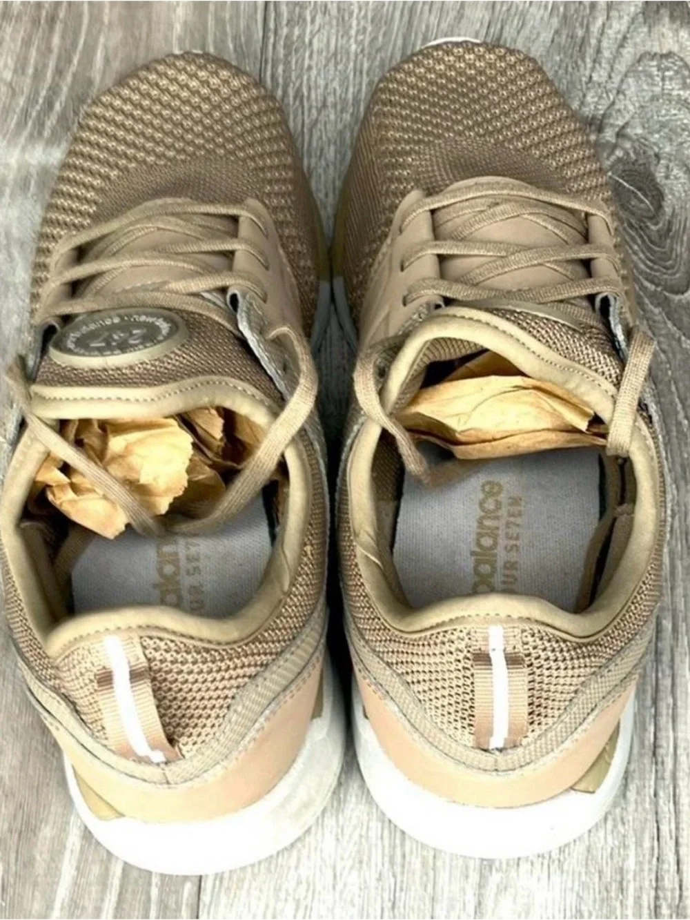 New Balance 247 Mens Sneakers in Tan and White